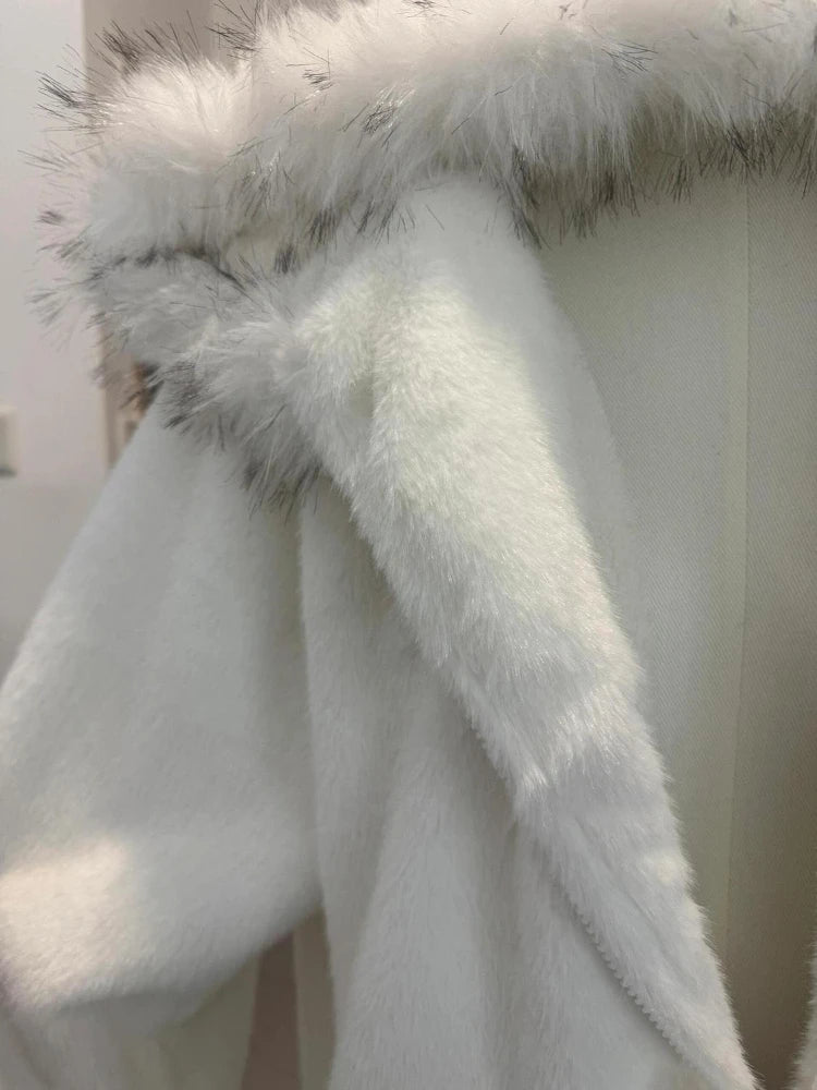 Kawaii White Hooded Jacket with Fur-Trimmed Ears, Bow and Lace Details
