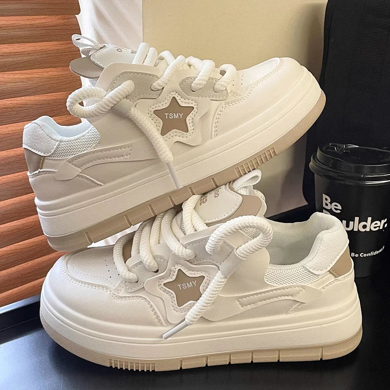 Kawaii Women's Star Detail Platform Sneakers - Lace-Up